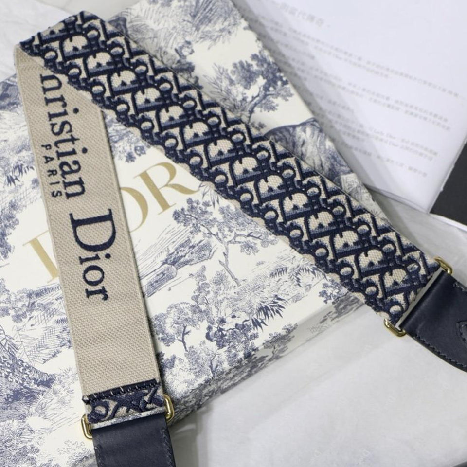 MEChristian Dior BOBBY BAG