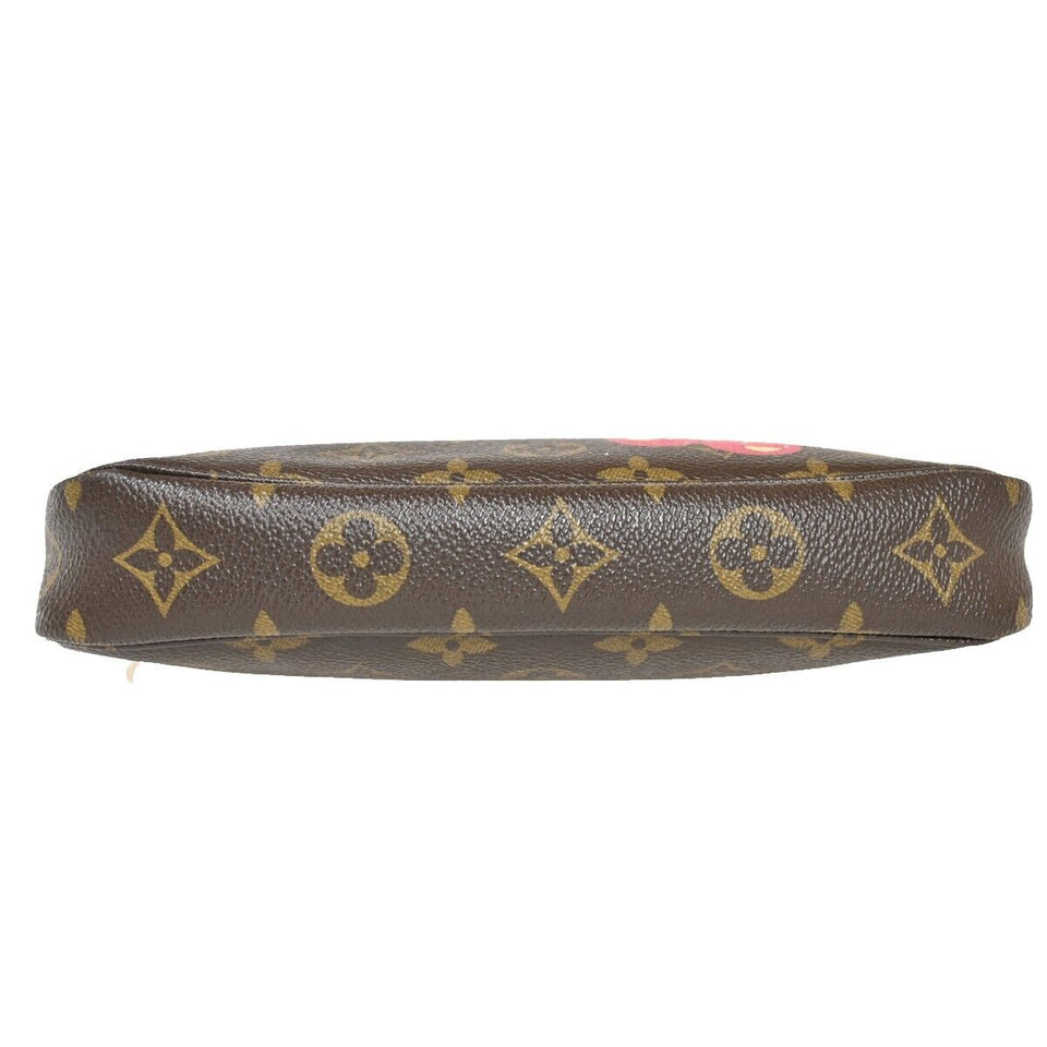 Louis Vuitton Pochette Accessoires  Canvas Clutch Bag