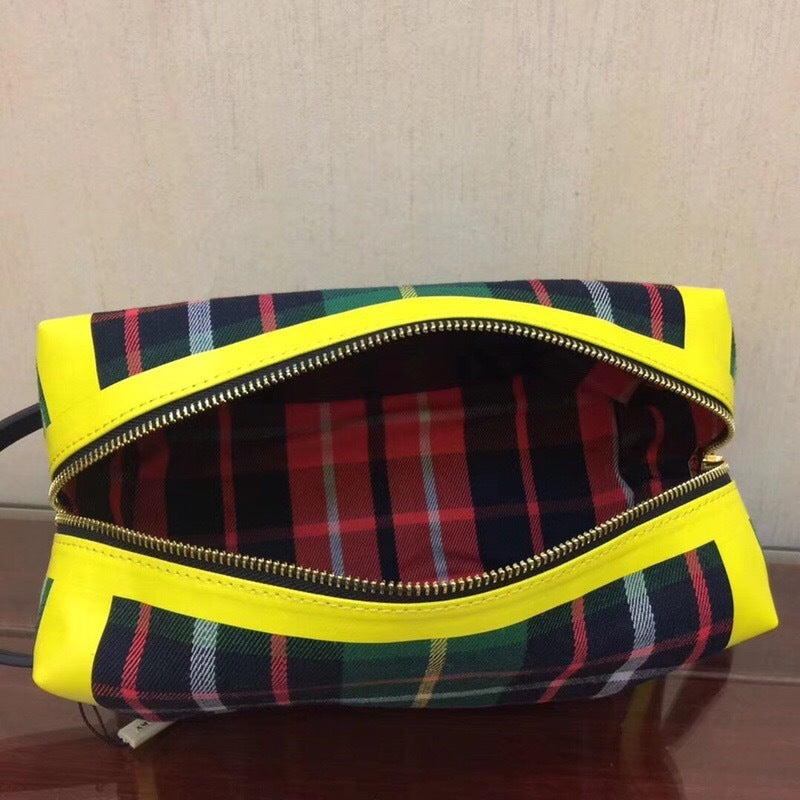 Burberry Bags - Bagsattire   404