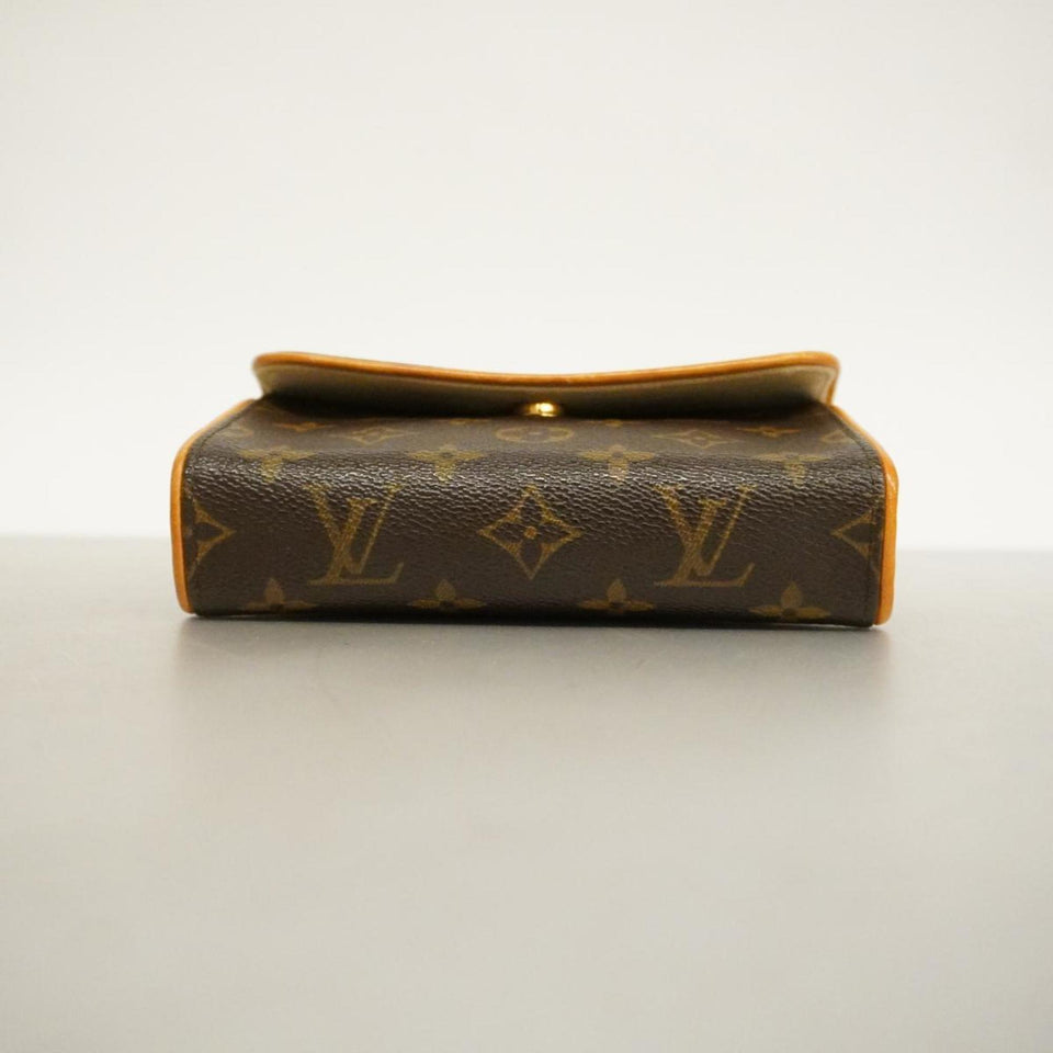 Louis Vuitton Pochette Florentine  Canvas Clutch Bag