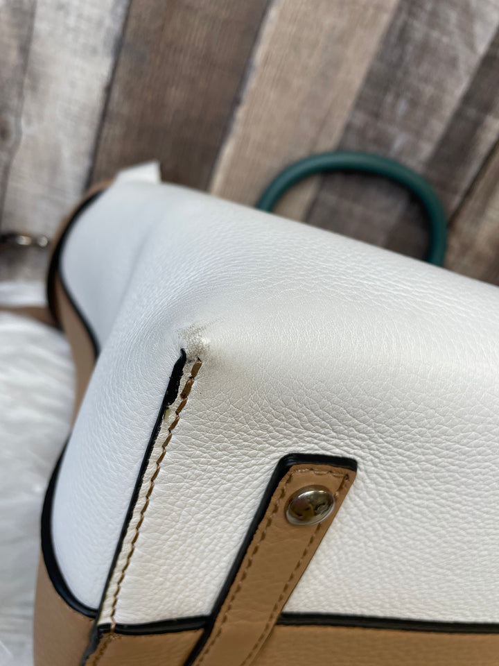 Handbag Luxury Designer By Burberry  Size: Large