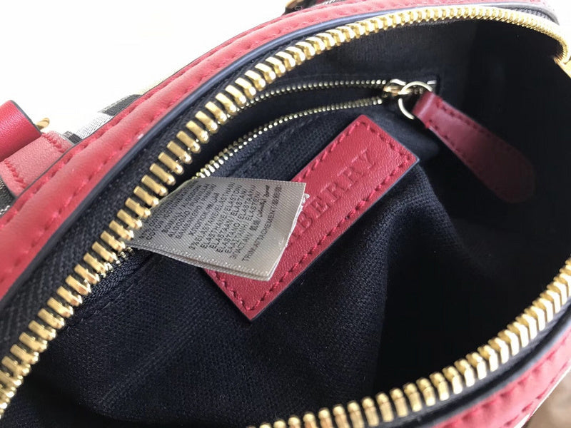 Burberry Bags - Bagsattire   237