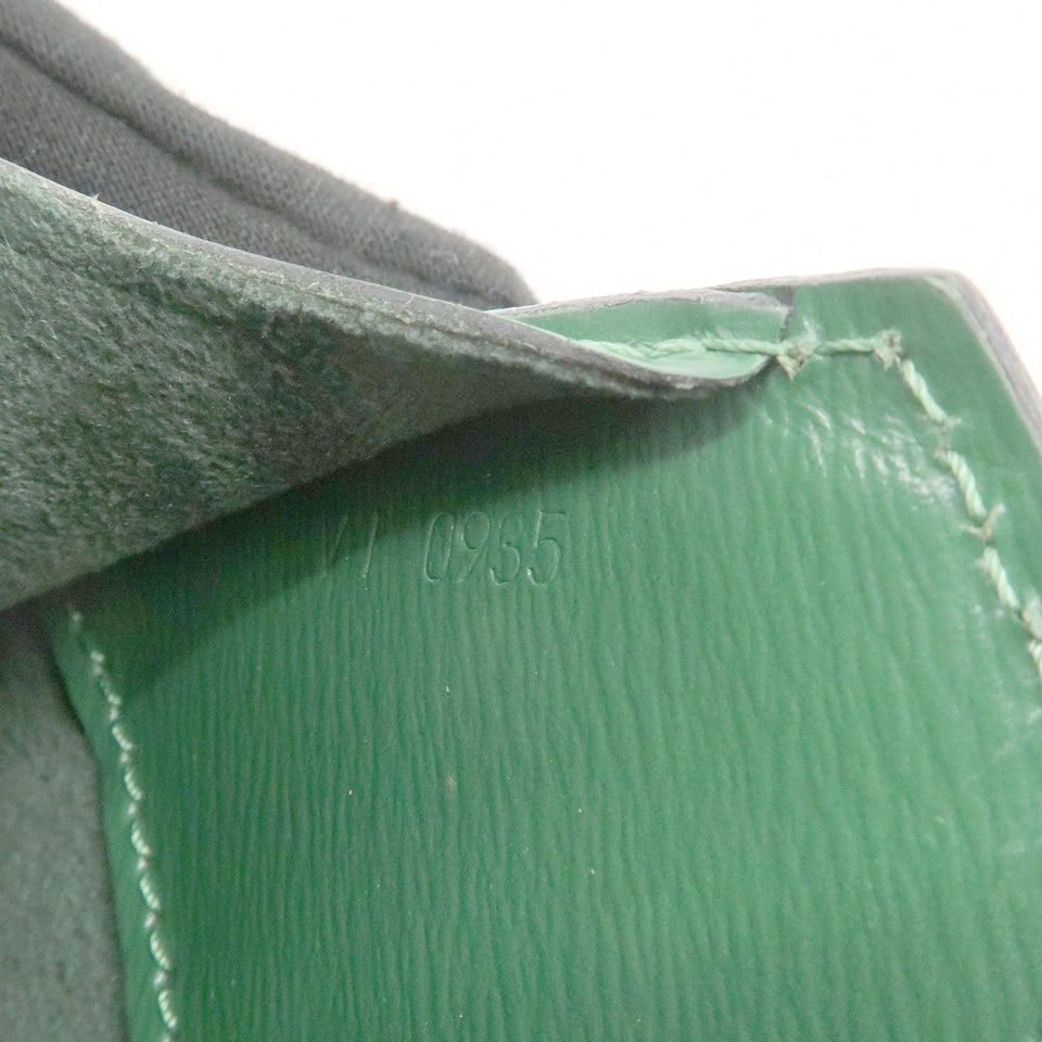 Louis Vuitton Epi Cluny Shoulder Bag Borneo Green M52254