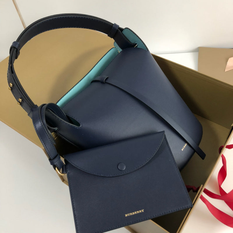 Burberry Bags - Bagsattire   338