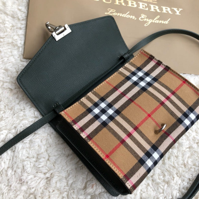 Burberry Bags - Bagsattire   461