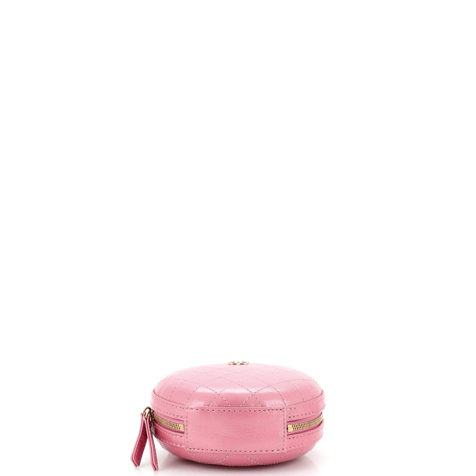 Round Clutch with Chain Quilted Iridescent Calfskin