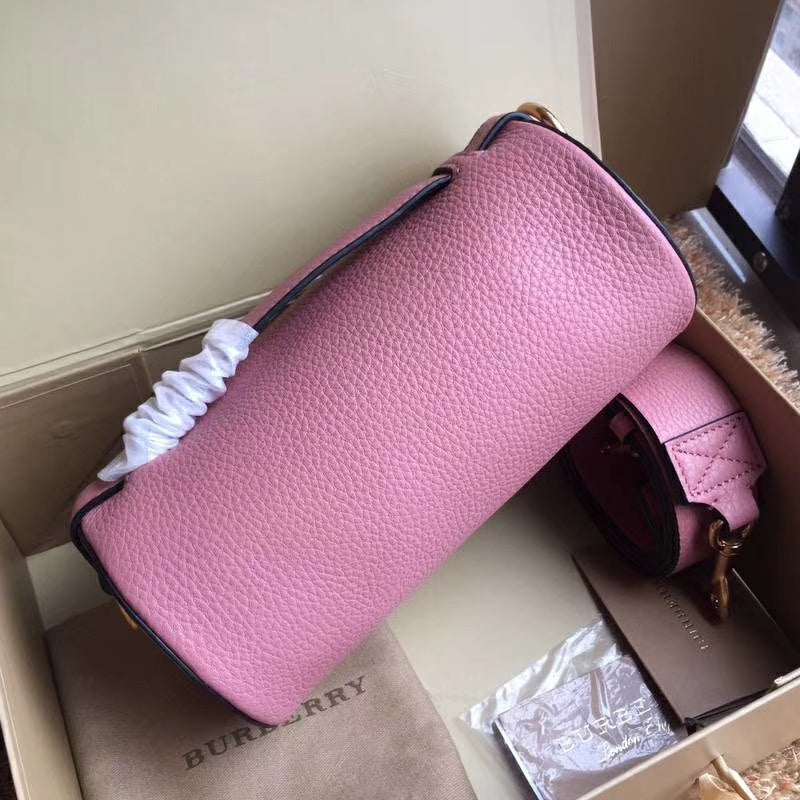 Burberry Bags - Bagsattire   455