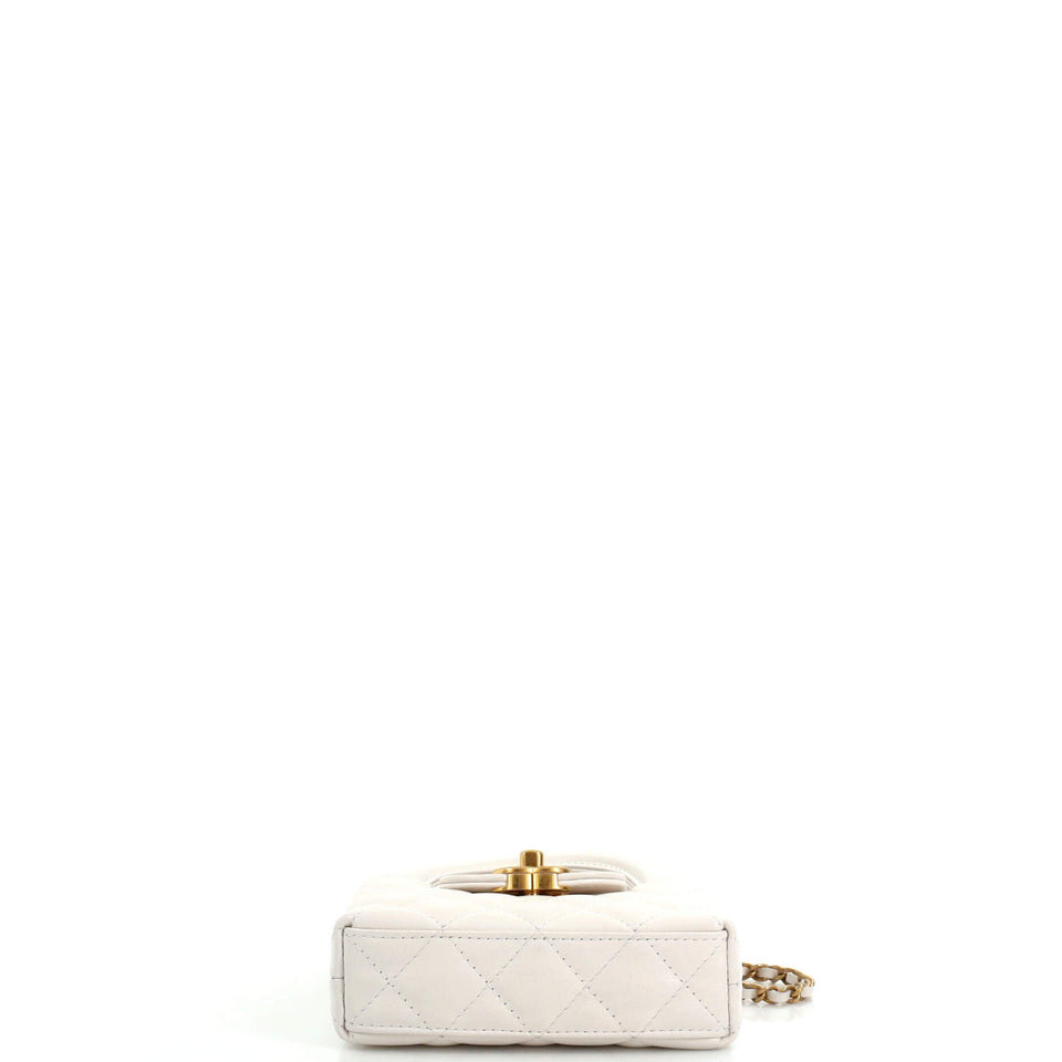 Kelly Top Handle Clutch with Chain Quilted Shiny Aged Calfskin