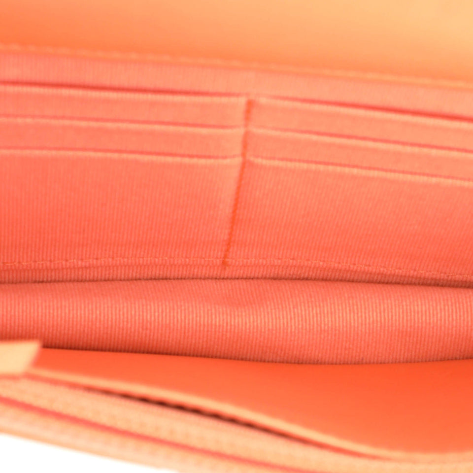 Trendy CC Wallet on Chain NM Quilted Lambskin