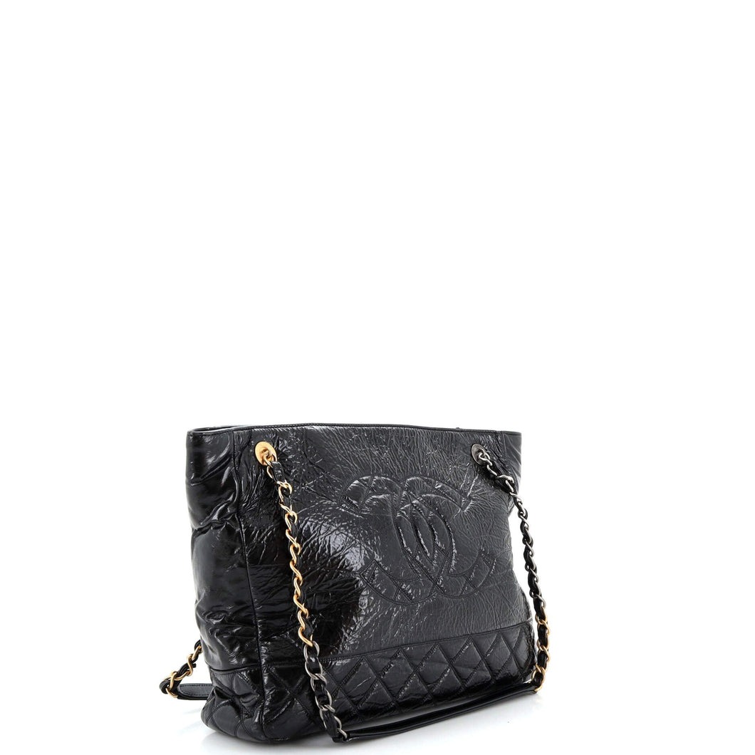 Paris-31 Rue Cambon Timeless CC Shopping Tote Quilted Shiny Aged Calfskin Medium