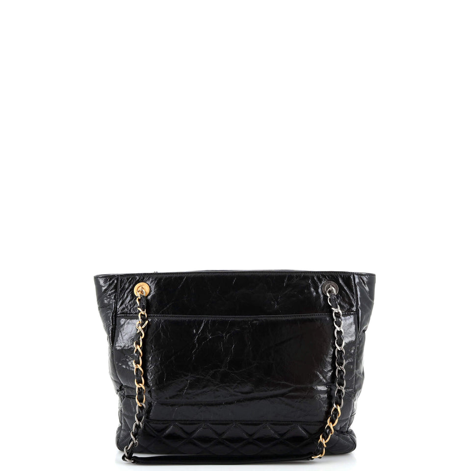 Paris-31 Rue Cambon Timeless CC Shopping Tote Quilted Shiny Aged Calfskin Medium