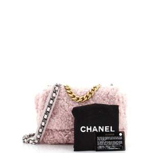 19 Flap Bag Shearling Medium