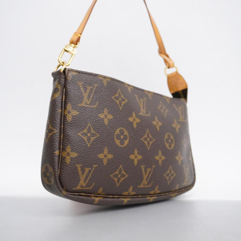 Louis Vuitton Pochette Accessoires  Canvas Clutch Bag