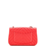 Classic Single Flap Bag Chevron Caviar Mini