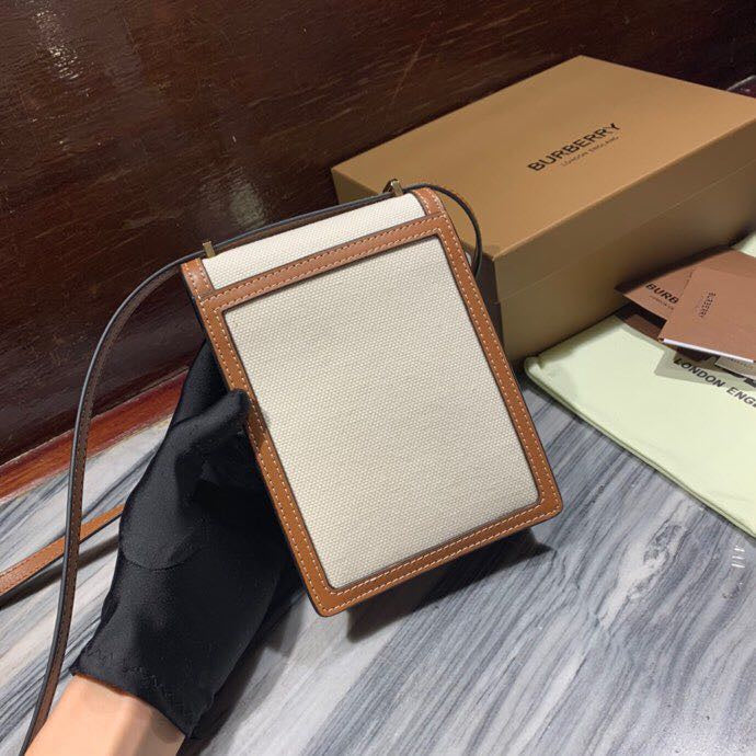 Burberry Bags - Bagsattire   195