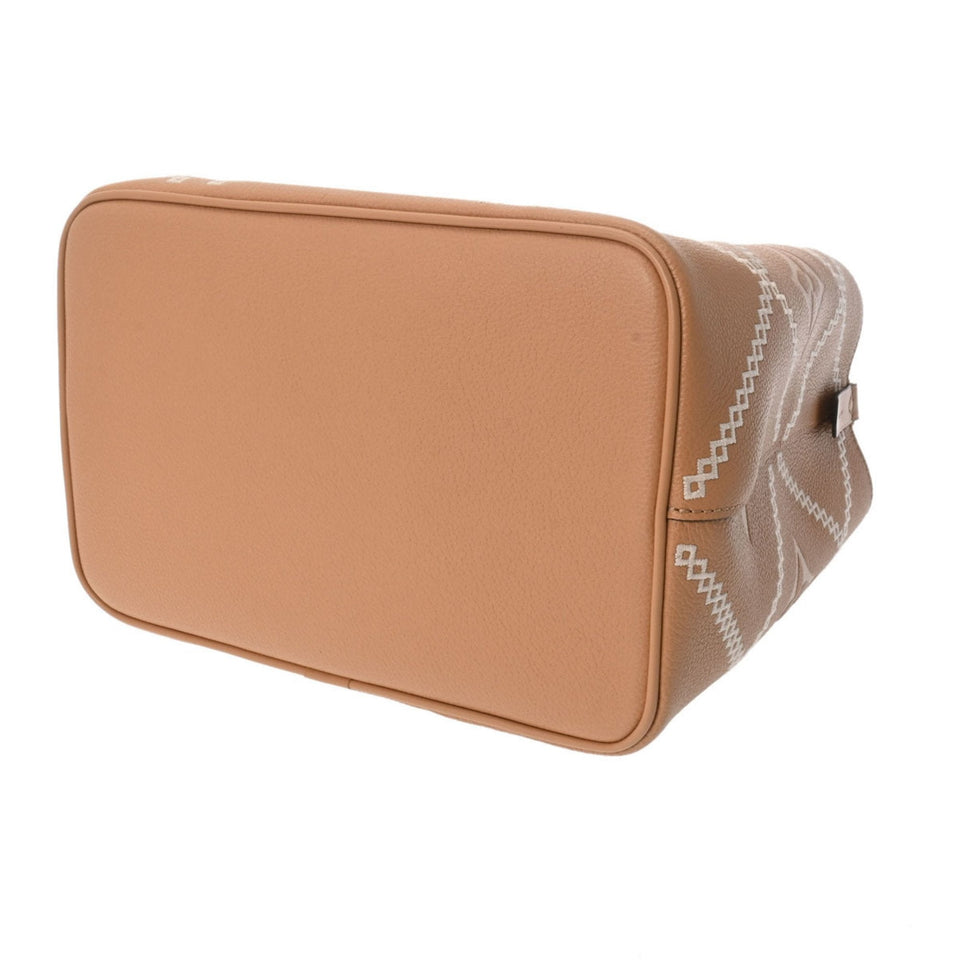 Louis Vuitton Néonoé  Leather Clutch Bag