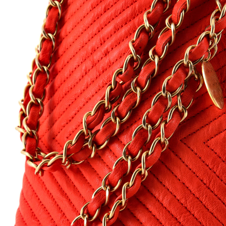 Medallion Charm Flap Bag Chevron Wrinkled Lambskin Medium