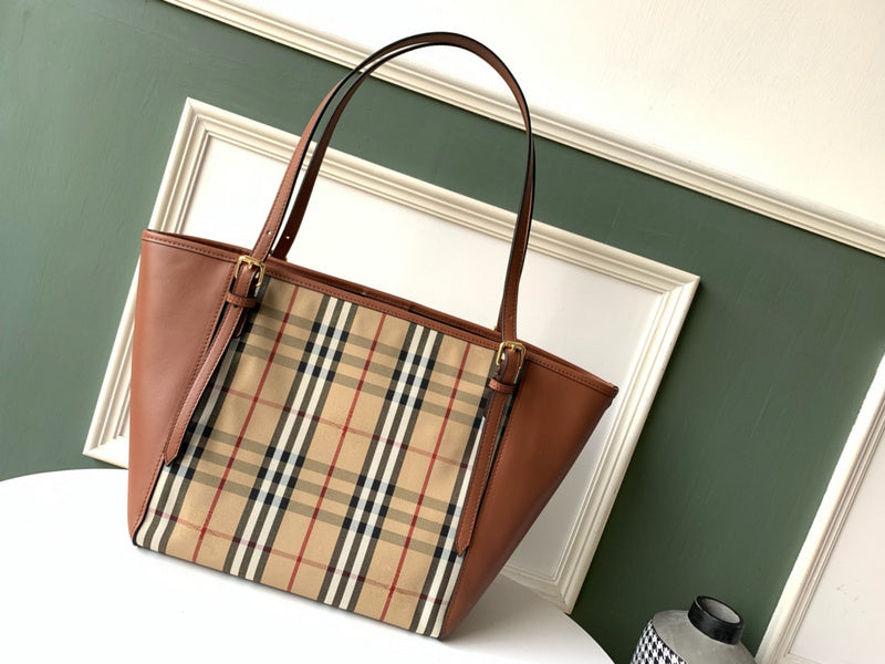 Burberry Bags - Bagsattire   682