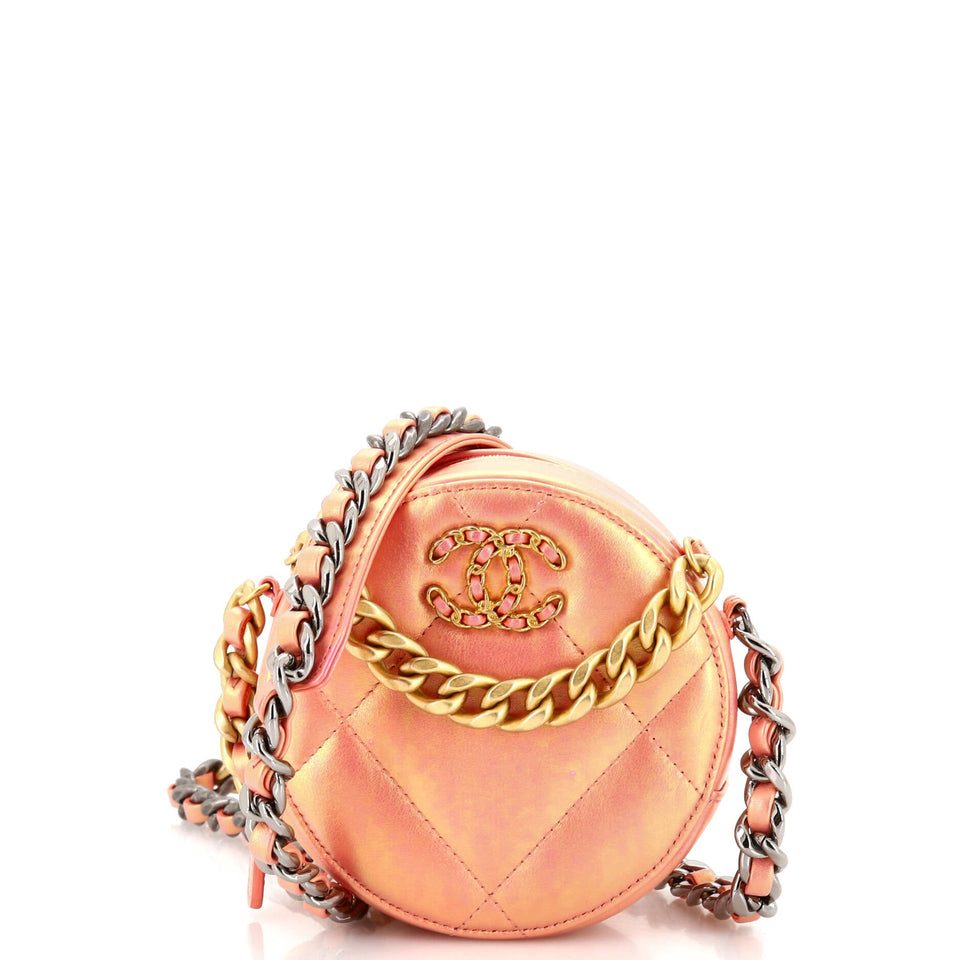 19 Round Clutch with Chain Quilted Iridescent Calfskin