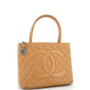 Medallion Tote Quilted Caviar
