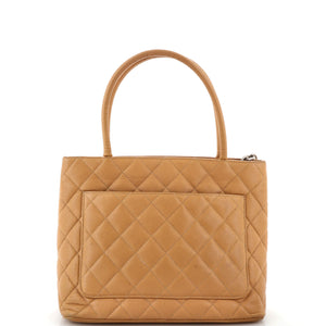 Medallion Tote Quilted Caviar