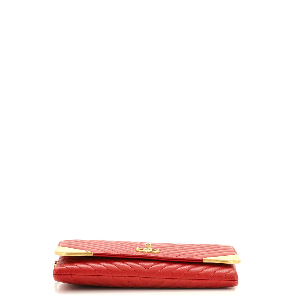 Rock The Corner Flap Clutch on Chain Chevron Calfskin