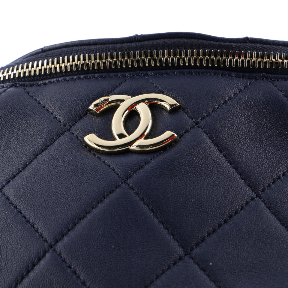 Resin Elegant Chain Belt Bag Quilted Lambskin