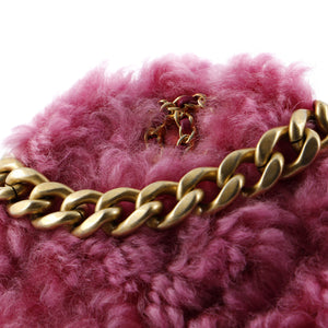 19 Round Clutch with Chain Quilted Shearling