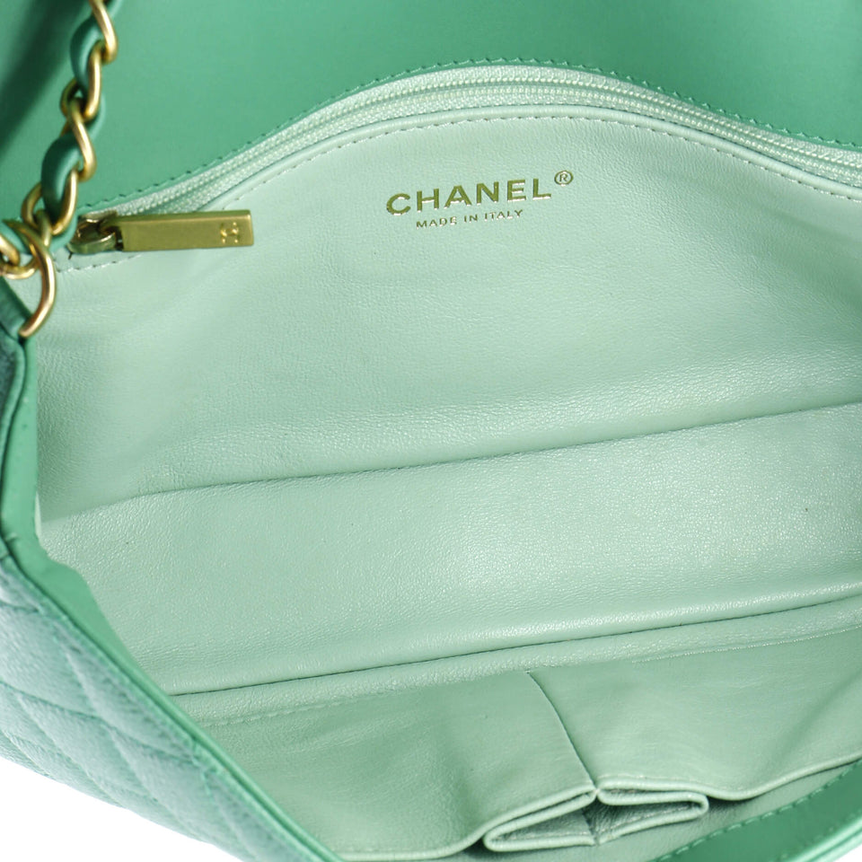 Filigree Flap Bag Quilted Caviar Medium