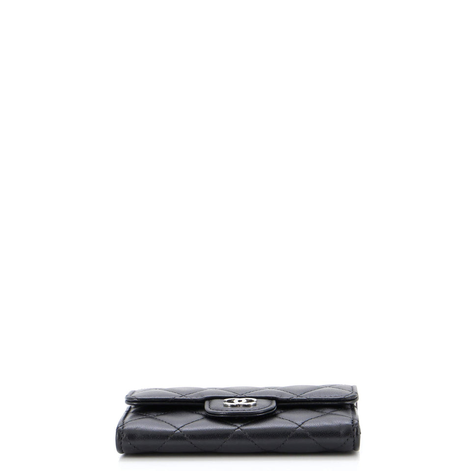 Classic Flap Card Case Quilted Lambskin