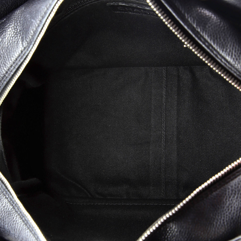 Petite Timeless Tote Quilted Caviar
