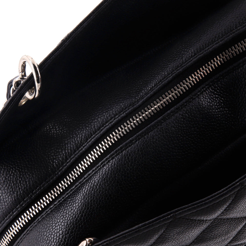 Petite Timeless Tote Quilted Caviar