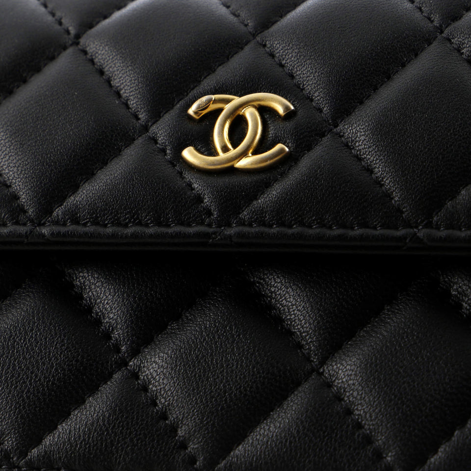 Pearl Crush Flap Clutch with Chain Quilted Lambskin Mini