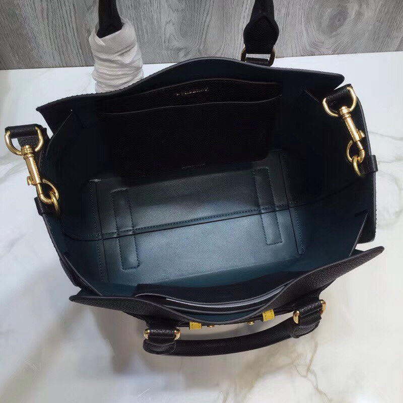 Burberry Bags - Bagsattire   451