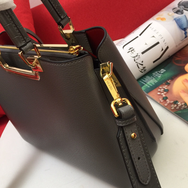 Barnes-Bags - Prada Bags - 892