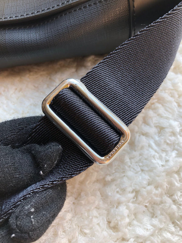 Burberry Bags - Bagsattire   399