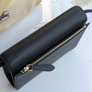 Burberry Bags - Bagsattire   252