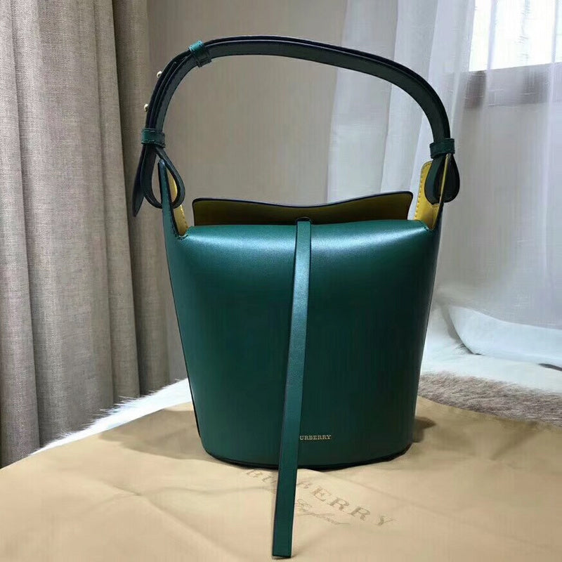 Burberry Bags - Bagsattire   582