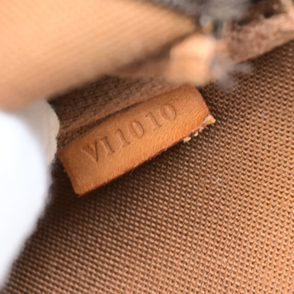 Louis Vuitton Pochette Accessoires  Canvas Clutch Bag