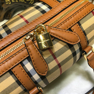 Burberry Bags - Bagsattire   645