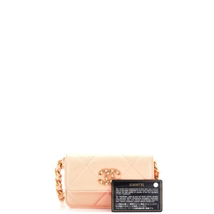 19 Clutch With Chain Quilted Lambskin