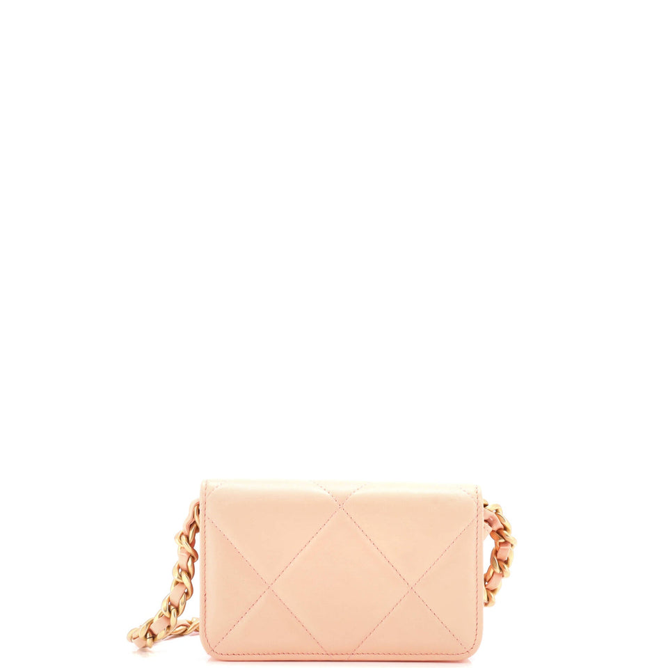 19 Clutch With Chain Quilted Lambskin