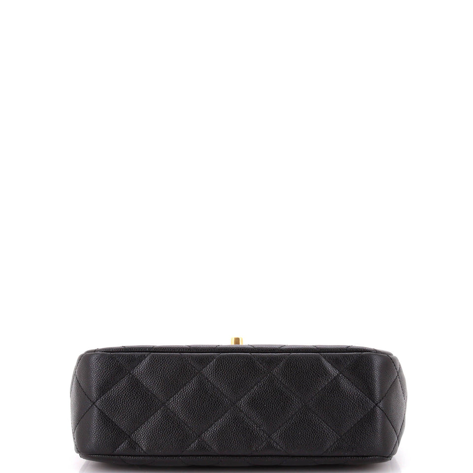 Sweet Heart Chain Flap Bag Quilted Caviar Medium