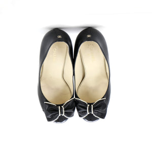 Women's Pearl Bow Cap Toe Pumps Leather with Patent