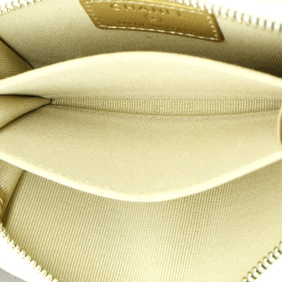 Pearl Crush Zip Around Card Holder on Chain Quilted Lambskin
