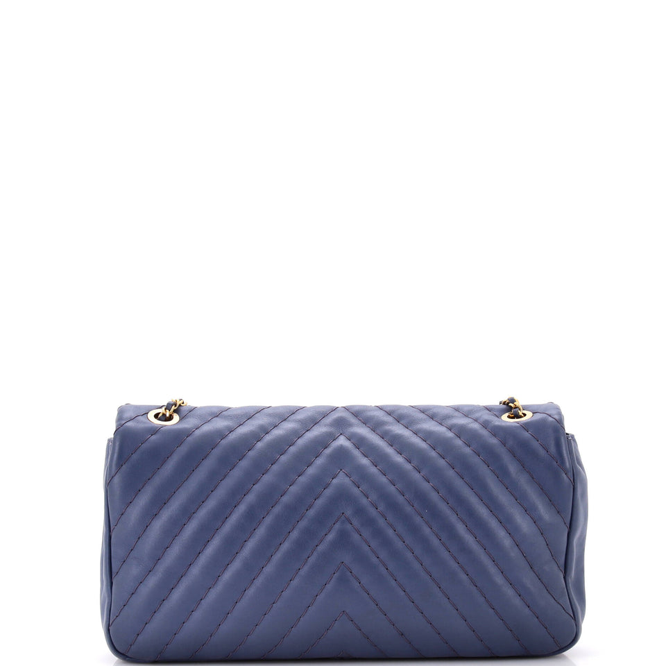 Medallion Charm Flap Bag Chevron Calfskin Jumbo