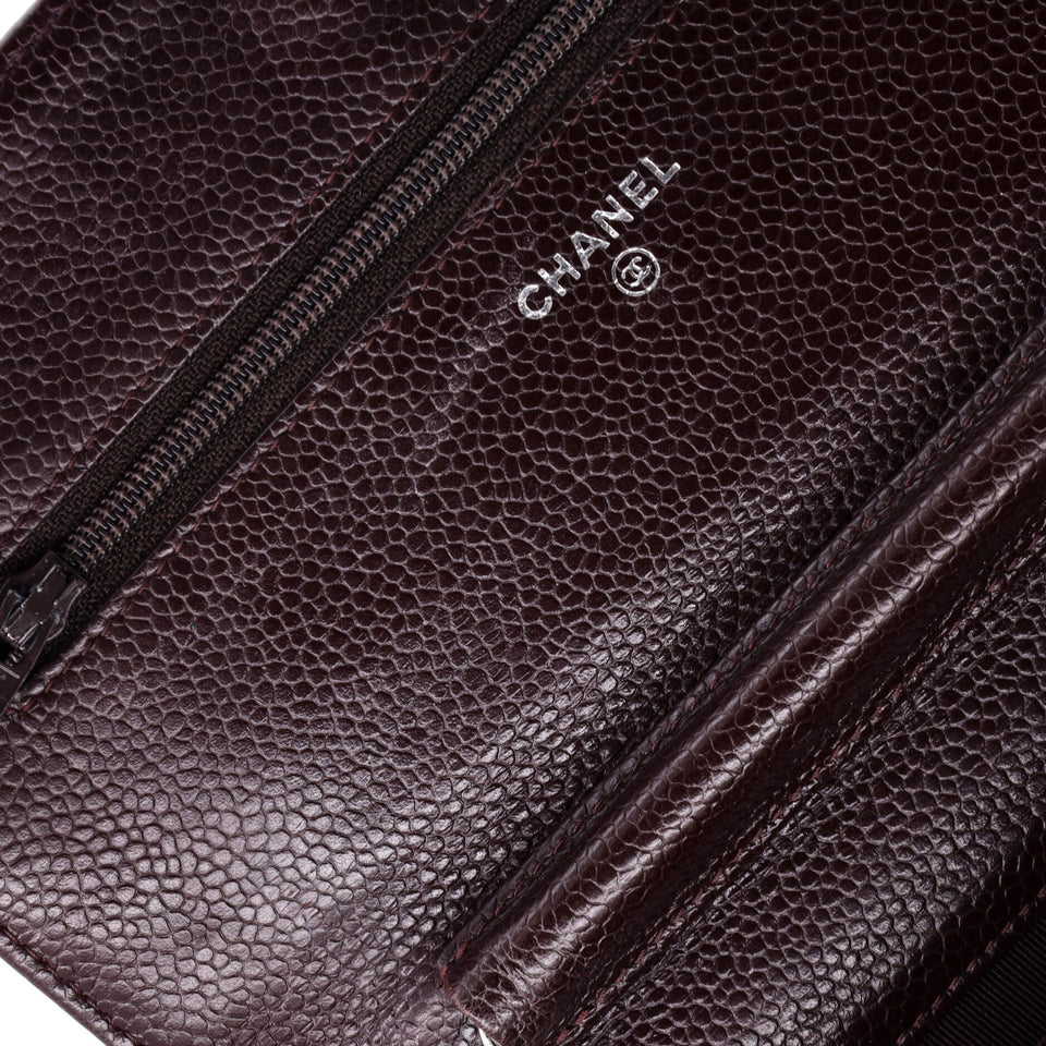 Wallet on Chain Quilted Caviar