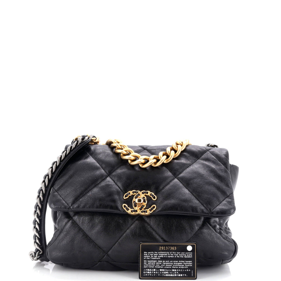 19 Flap Bag Quilted Leather Medium