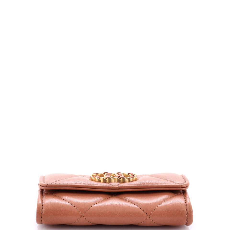 19 Flap Card Case Quilted Leather