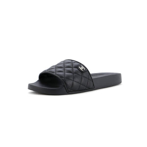 Women's CC Slide Sandals Quilted Lambskin